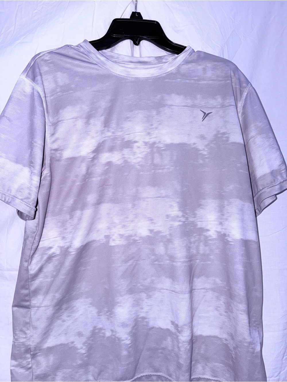 Old Navy Light Gray and White Tie-Dye Short Sleeve Tee